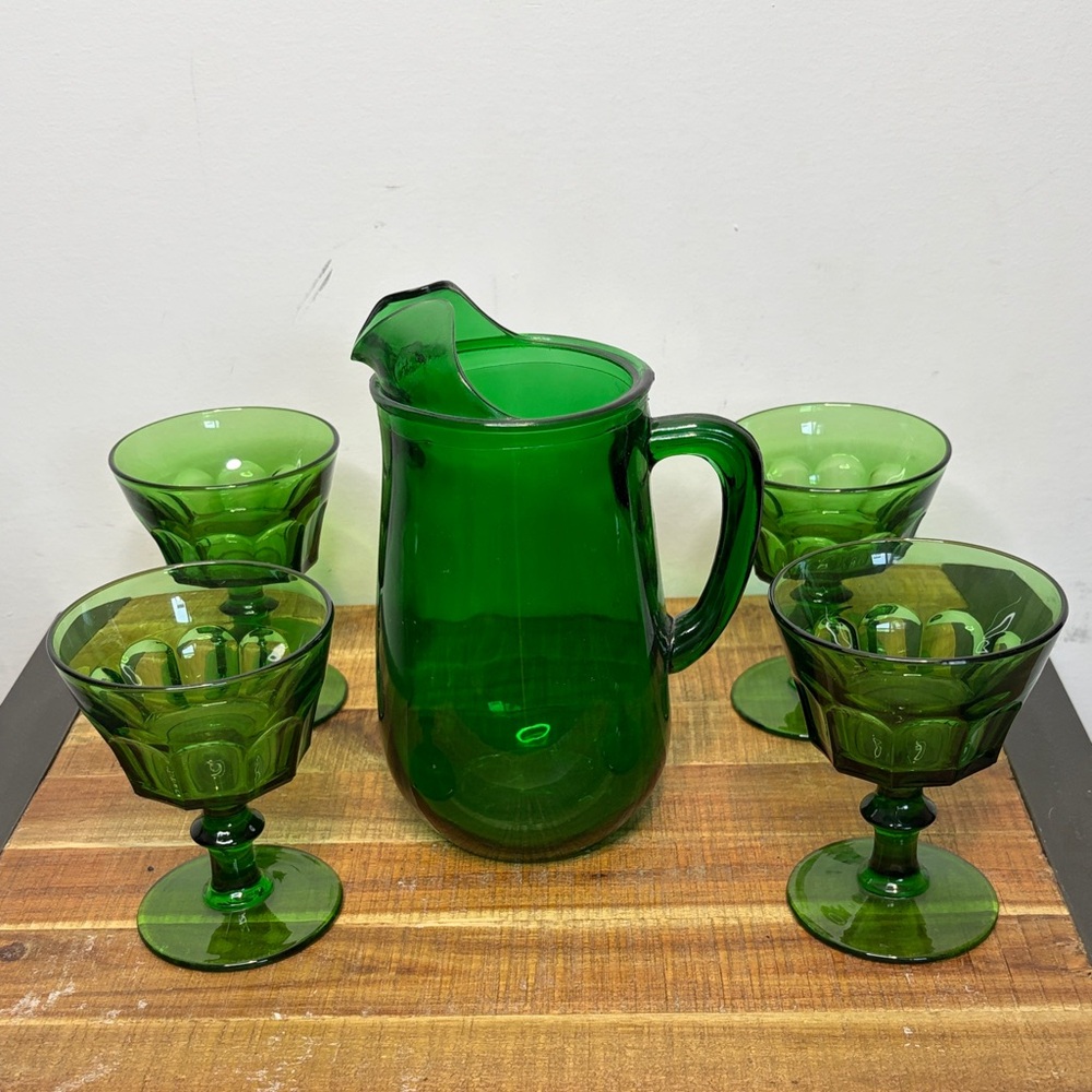 Vintage Anchor Hocking Emerald Green Glass Pitcher and Goblet Set